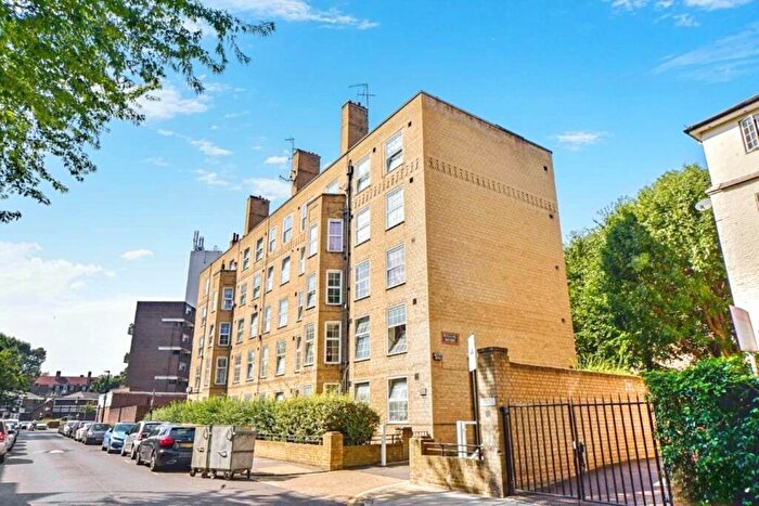 4 Bedroom Flat For Sale In Prusom Street, London, E1W