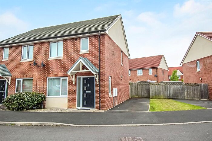 2 Bedroom Semi Detached House For Sale In Celandine Close, Darlington, DL1
