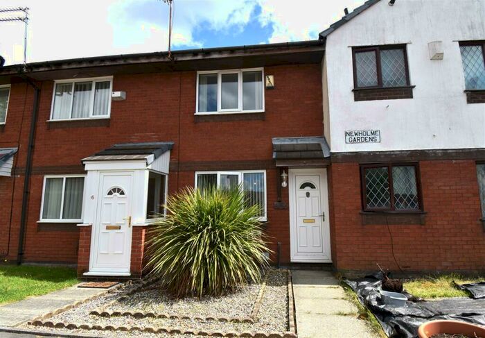 2 Bedroom House To Rent In Newholme Gardens, Worsley, Manchester, M28