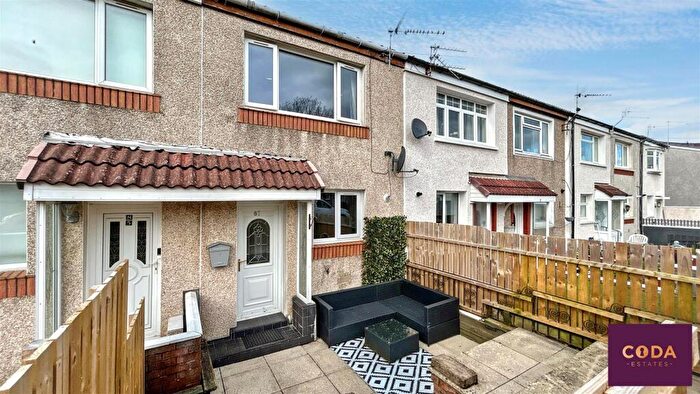 2 Bedroom Terraced House For Sale In Collessie Drive, Glasgow, G33