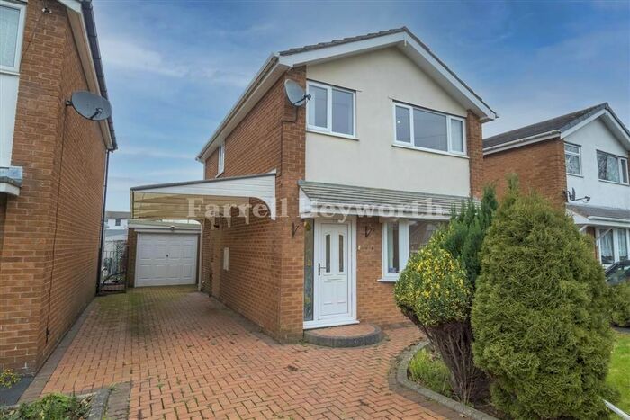 3 Bedroom Property For Sale In Lancaster Close, Preston PR3