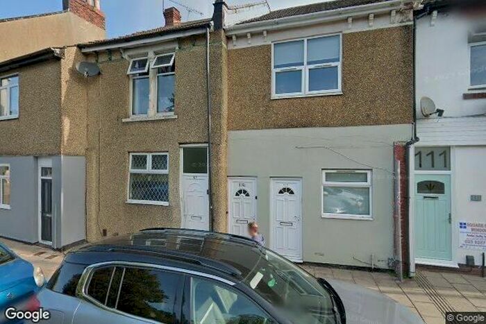 3 Bedroom Terraced House To Rent In Highland Road, Southsea, PO4