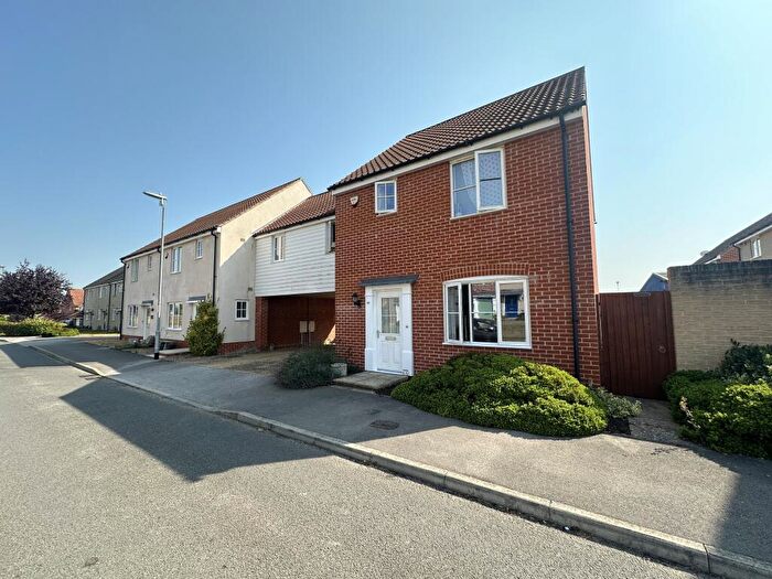 3 Bedroom Link Detached House To Rent In Celandine View, Soham, Ely, Cambridgeshire, CB7