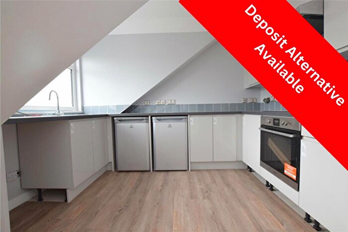 1 Bedroom Apartment To Rent In Hornchurch Road, Essex, RM12