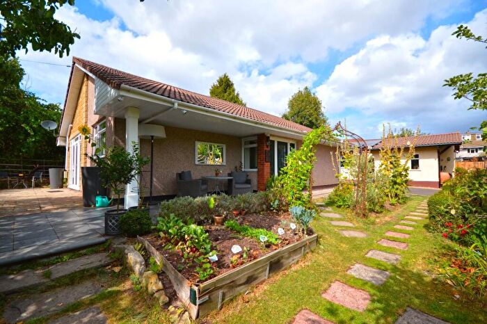 3 Bedroom Detached Bungalow For Sale In Vicarage Road, Bishopsworth, Bristol, BS13