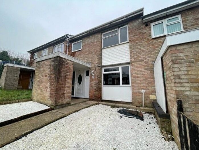 3 Bedroom Terraced House To Rent In Meads Close, Milton Keynes, MK13