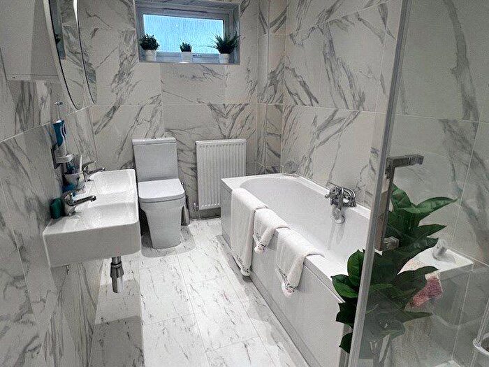 1 Bedroom Bungalow For Sale In Ormond Road, Birmingham, West Midlands, B45