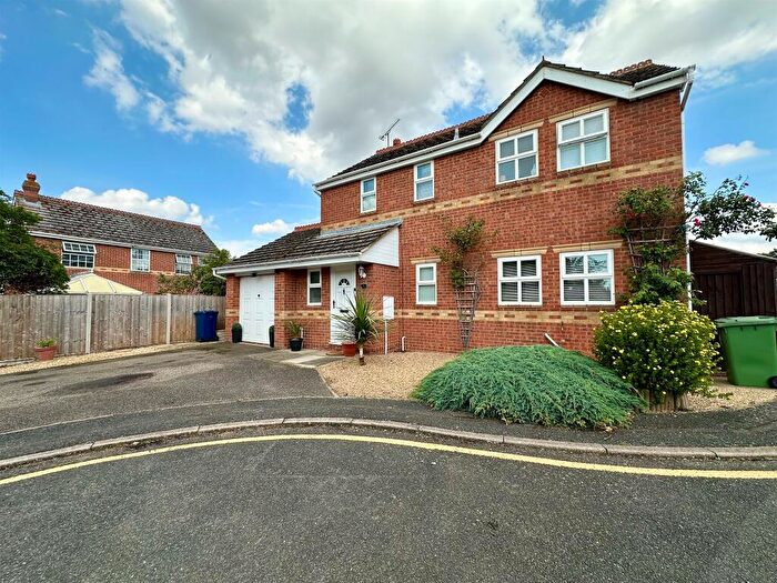 4 Bedroom Detached House For Sale In Gipson Close, Chatteris, PE16