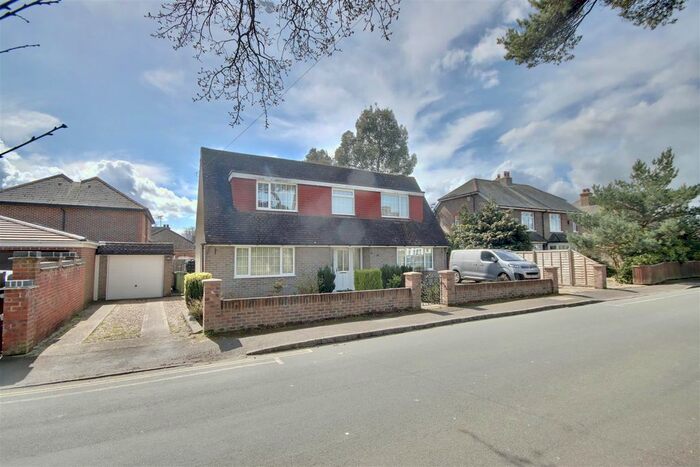 3 Bedroom Detached House To Rent In Keydell Avenue, Horndean, PO8