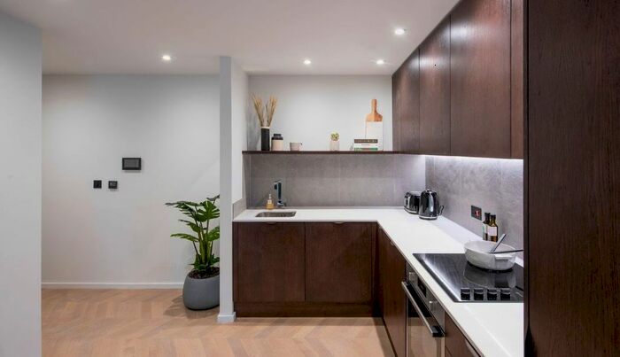 2 Bedroom Flat To Rent In Spinners Way, Manchester M15