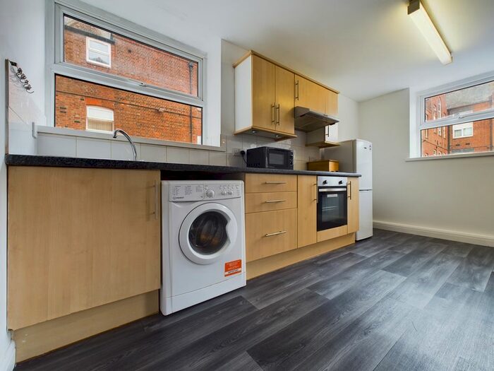 1 Bedroom Flat To Rent In Rosedale Mansions, Boulevard, HU3