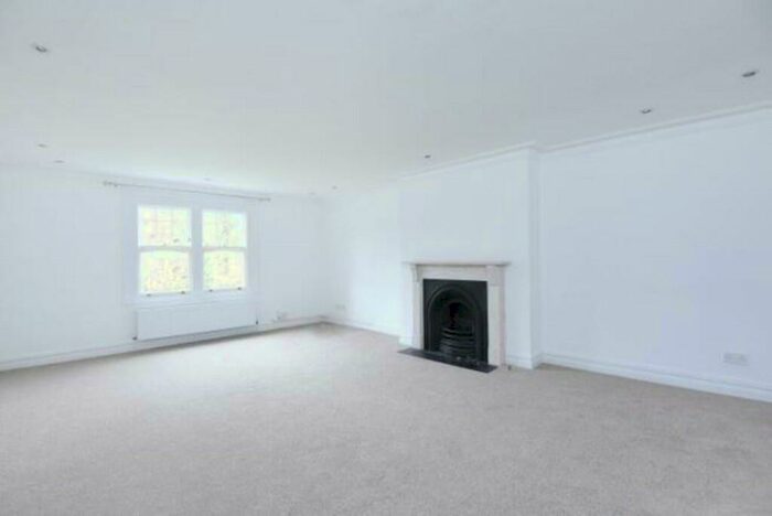 2 Bedroom Apartment To Rent In Tetherdown, Muswell Hill, London, N10