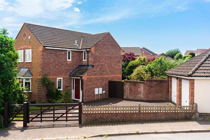 4 Bedroom Detached House For Sale In Townsend Way, Bridport, DT6