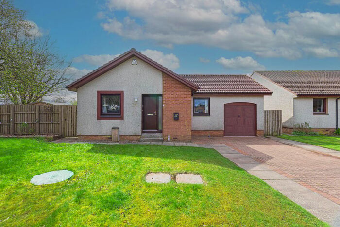 3 Bedroom Detached Bungalow For Sale In St Serfs Road, Crook Of Devon, Kinross, KY13