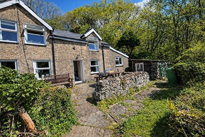 House For Sale In Capel Fawnog, Soar, Talsarnau, LL47
