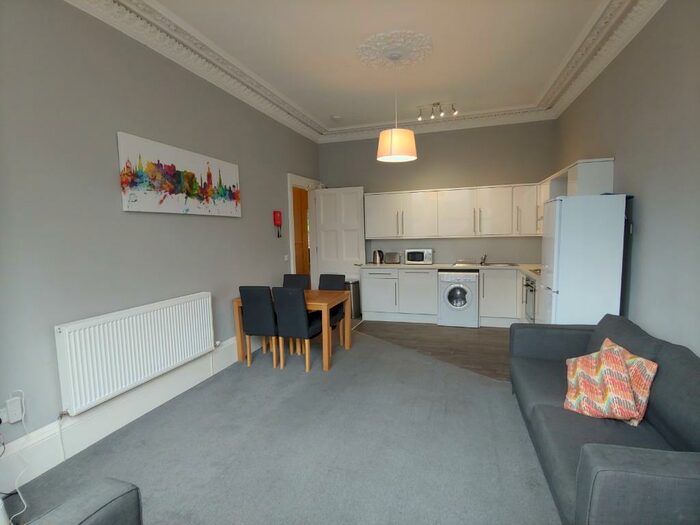4 Bedroom Flat To Rent In Morningside Road, Morningside, Edinburgh, EH10