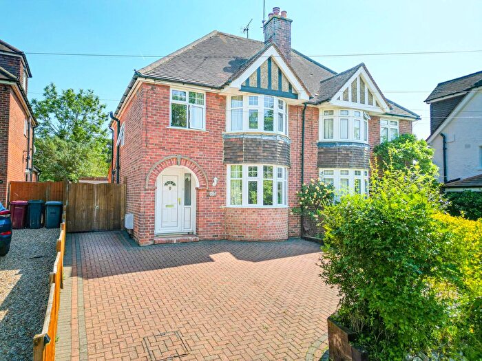 3 Bedroom Semi-Detached House For Sale In Kidmore Road, Caversham Heights, Reading, RG4