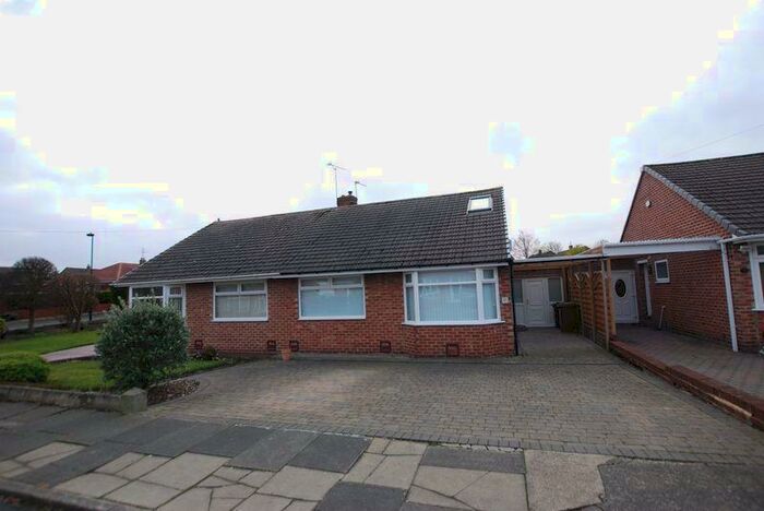 2 Bedroom Bungalow To Rent In Cranwell Drive, Wideopen, NE13