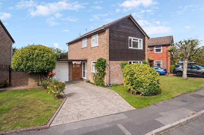 4 Bedroom Detached House For Sale In Stocklands Way, Great Missenden, HP16