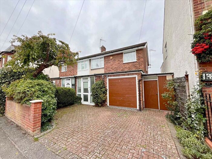 3 Bedroom Semi-Detached House For Sale In Glencoe Road, Bushey ., WD23