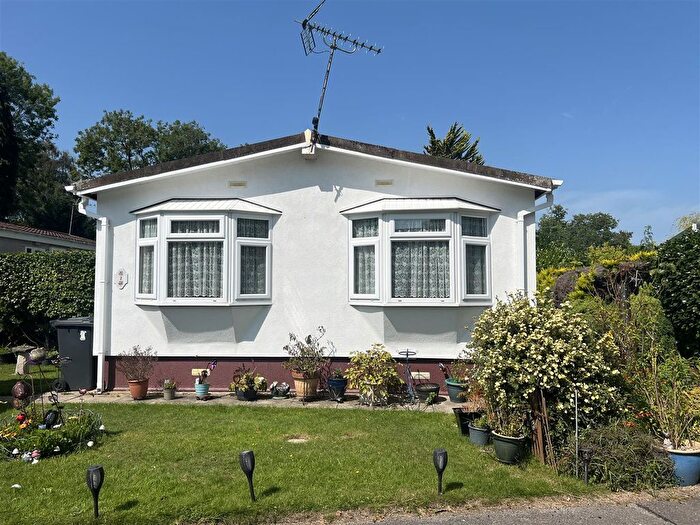 2 Bedroom Detached Bungalow For Sale In Finch Crescent, Turners Hill Park, Turners Hill, RH10