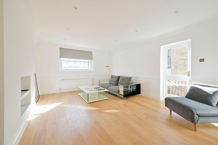 2 Bedroom Flat To Rent In Queens Gate Gardens, SW7
