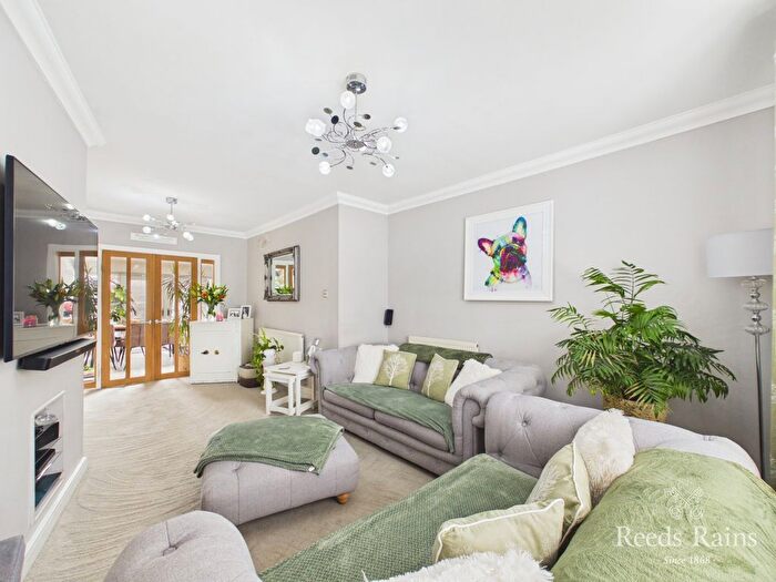 2 Bedroom End Terrace House For Sale In Medina Road, Hull, East Yorkshire, HU8