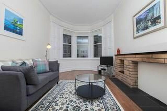 1 Bedroom Flat To Rent In Bruntsfield Place, Edinburgh, EH10