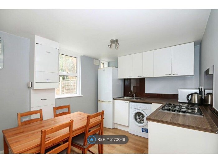 1 Bedroom Flat To Rent In West Norwood, London, SE27