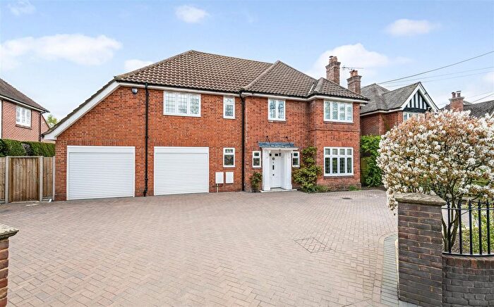 5 Bedroom Detached House For Sale In Southampton Road, Romsey Town Centre, Hampshire, SO51
