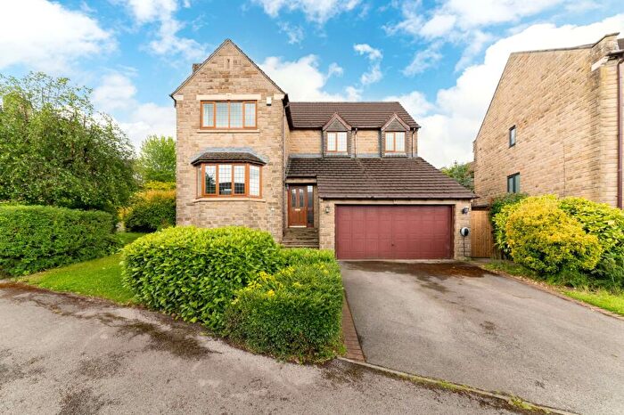 4 Bedroom Detached House For Sale In Hawthorne Way, Shelley, HD8