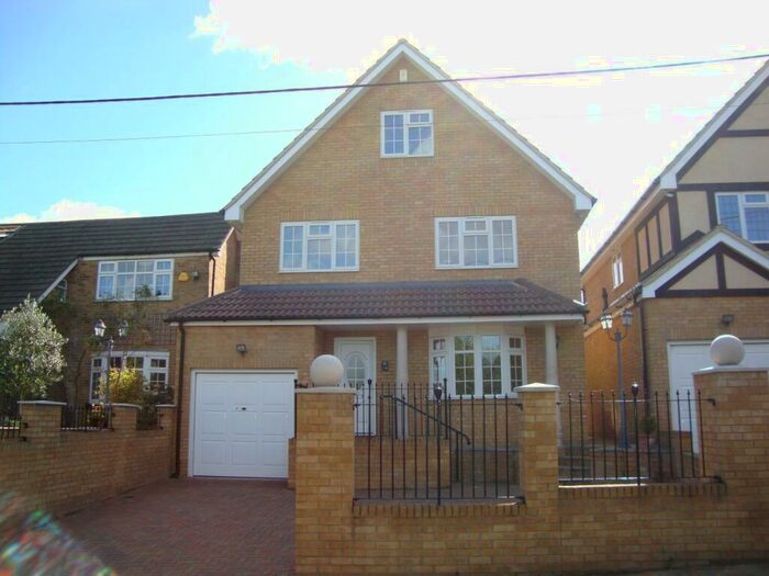 6 Bedroom Detached House To Rent In Church Street, Billericay, CM11
