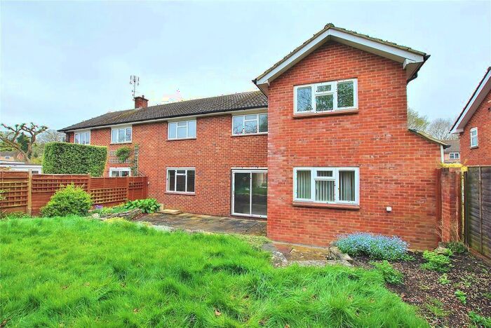 7 Bedroom Semi-Detached House To Rent In Applegarth Avenue, Guildford, Surrey, GU2