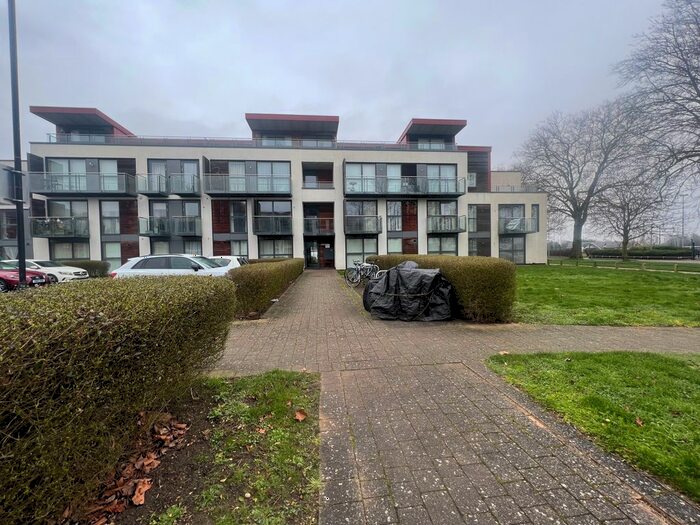 2 Bedroom Flat To Rent In Calvary Road, Colchester, CO2