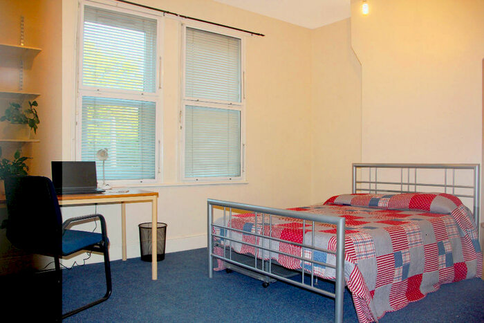 5 Bedroom Terraced House To Rent In London Road, Reading, Berkshire, RG1