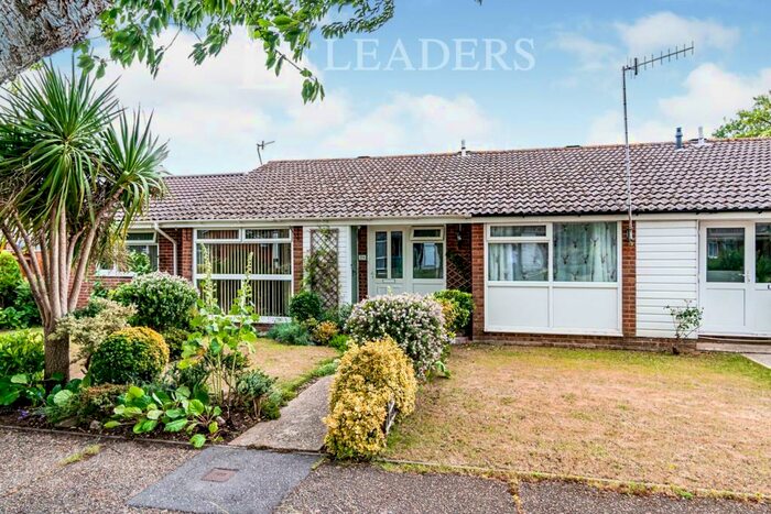 2 Bedroom Bungalow To Rent In Westfield, North Bersted, PO22