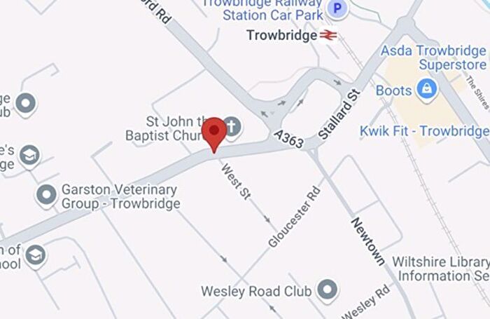 2 Bedroom Flat For Sale In Wingfield Road, Trowbridge, BA14