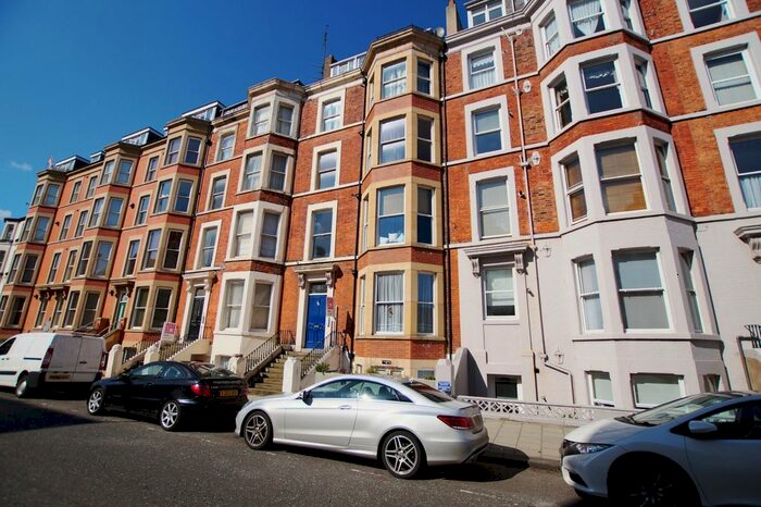 2 Bedroom Flat To Rent In Prince Of Wales Terrace, Scarborough, YO11