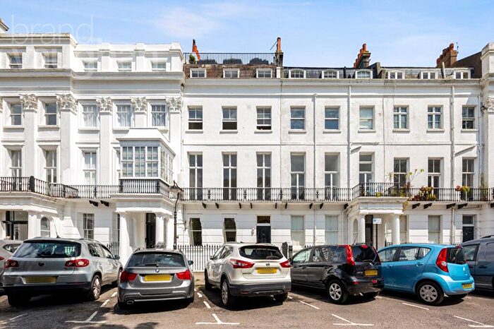 2 Bedroom Flat For Sale In Sussex Square, Brighton, East Sussex, BN2