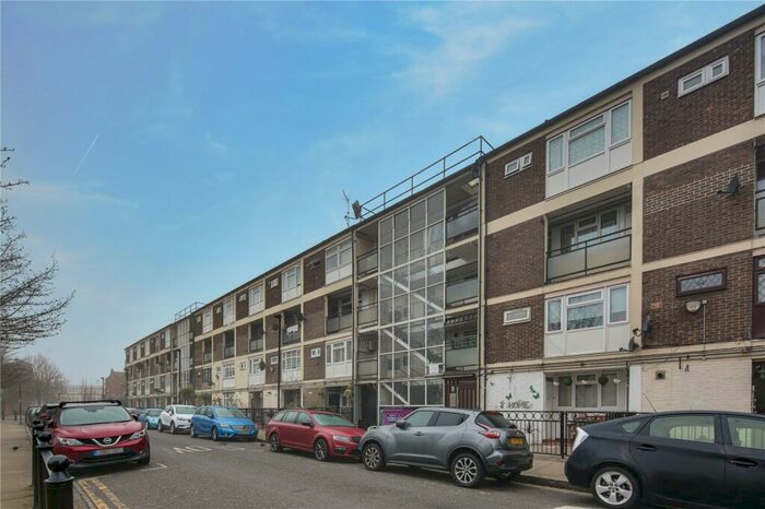 3 Bedroom Flat To Rent In Cottage Street, Poplar, London, E14