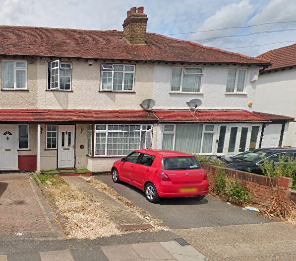 3 Bedroom Terraced House To Rent In Westbourne Road, Uxbridge, UB8