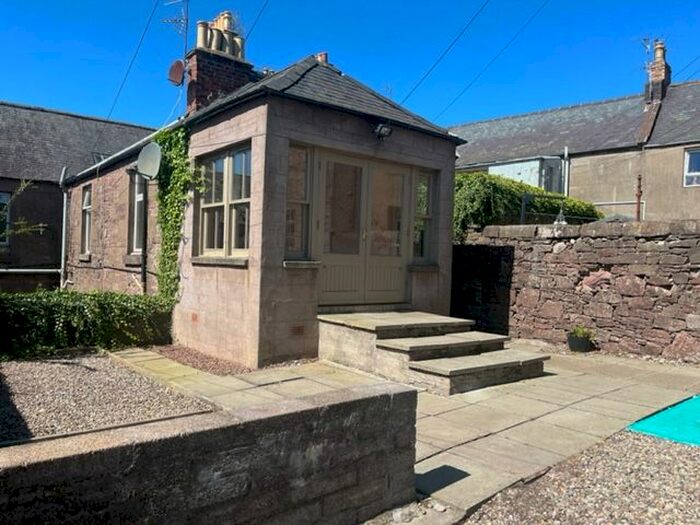 2 Bedroom Detached House To Rent In St James Place, Brechin, DD9