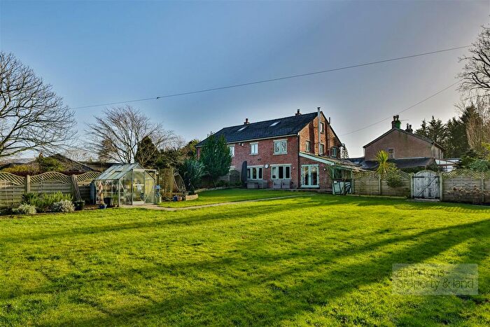 4 Bedroom Semi Detached House For Sale In Oakenclough Road, Goosnargh, Preston, PR3