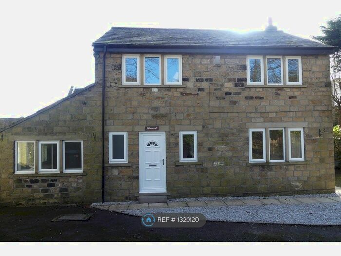 4 Bedroom Detached House To Rent In Braithwaite Road, Keighley BD22