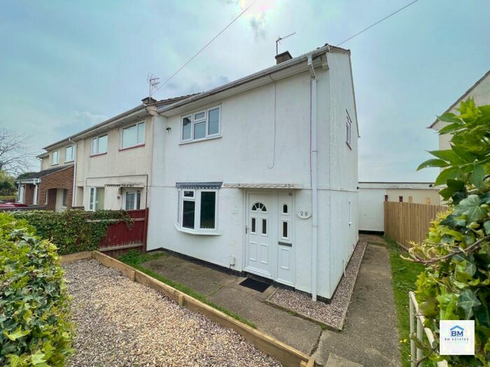 2 Bedroom End Of Terrace House To Rent In Milnroy Road, Leicester, LE5