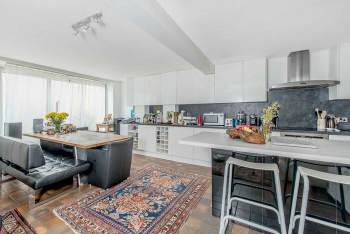 4 Bedroom Terraced House To Rent In Hazlebury Road, Fulham, London, SW6