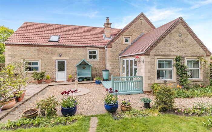 4 Bedroom Detached House For Sale In Gate Lodge, Manor Cliff, Normanby-by-Spital, Market Rasen, LN8