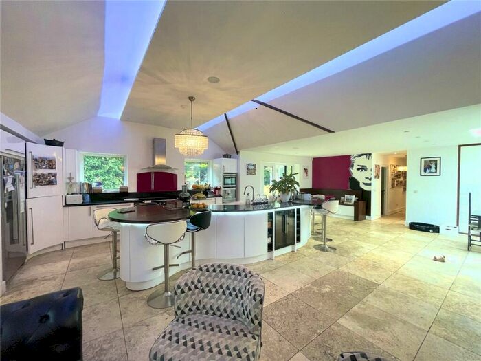 5 Bedroom Bungalow To Rent In Station Road, Lingfield, RH7