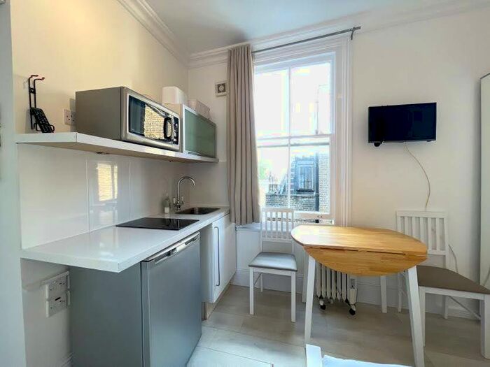 Studio To Rent In St Petersburgh Place, Bayswater, London, W2