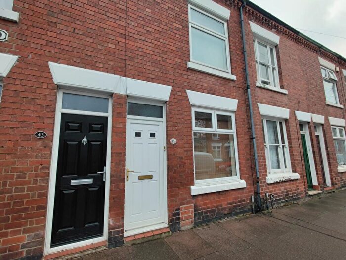 2 Bedroom Terraced House To Rent In Montague Road, Clarendon Park, LE2